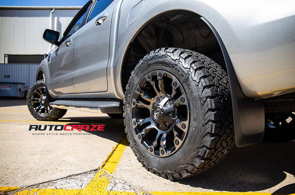 FORD-RANGER-VAPOR-BLACK-MACHINED-WITH-DARK-TINT
